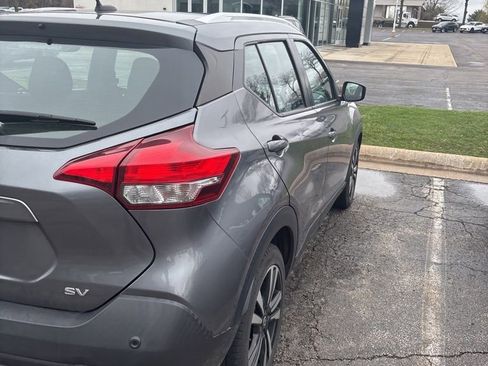 Used 2020 Nissan Kicks SV image 5