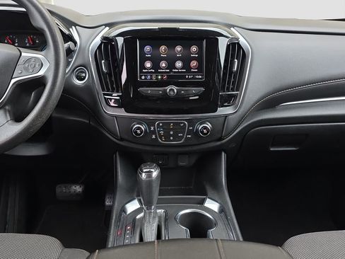 Used 2020 Chevrolet Traverse LS FWD image 14