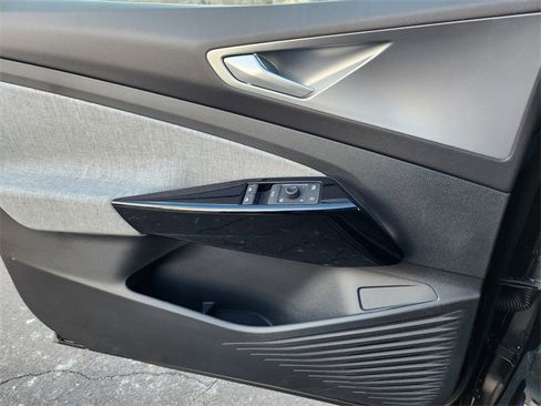 New 2026 Volkswagen ID.4 Pro image 21