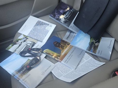 Used 2012 Mercedes-Benz CLS 63 AMG image 24