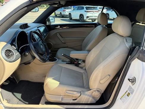 Used 2013 Volkswagen Beetle 2.0T FWD image 12
