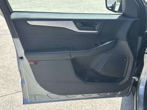 Used 2021 Ford Escape S FWD image 10