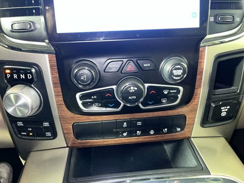 Used 2016 RAM 1500 Laramie image 21