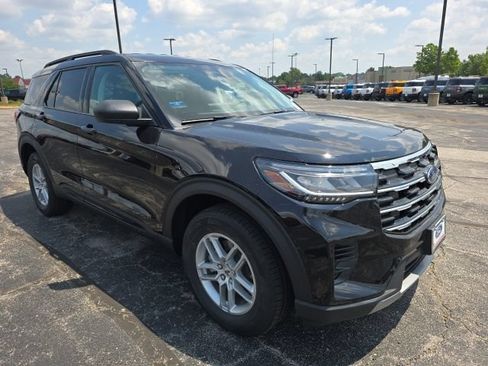 New 2026 Ford Explorer Active AWD/4WD image 7