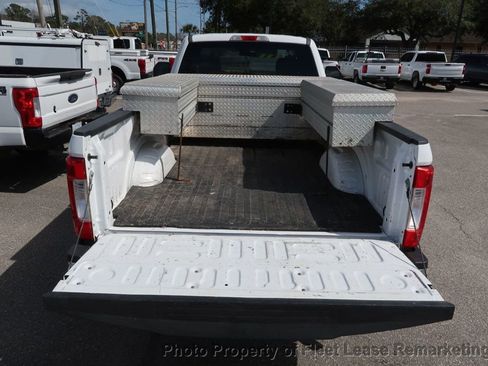 Used 2018 Ford F250 XL w/ Power Equipment Group image 15