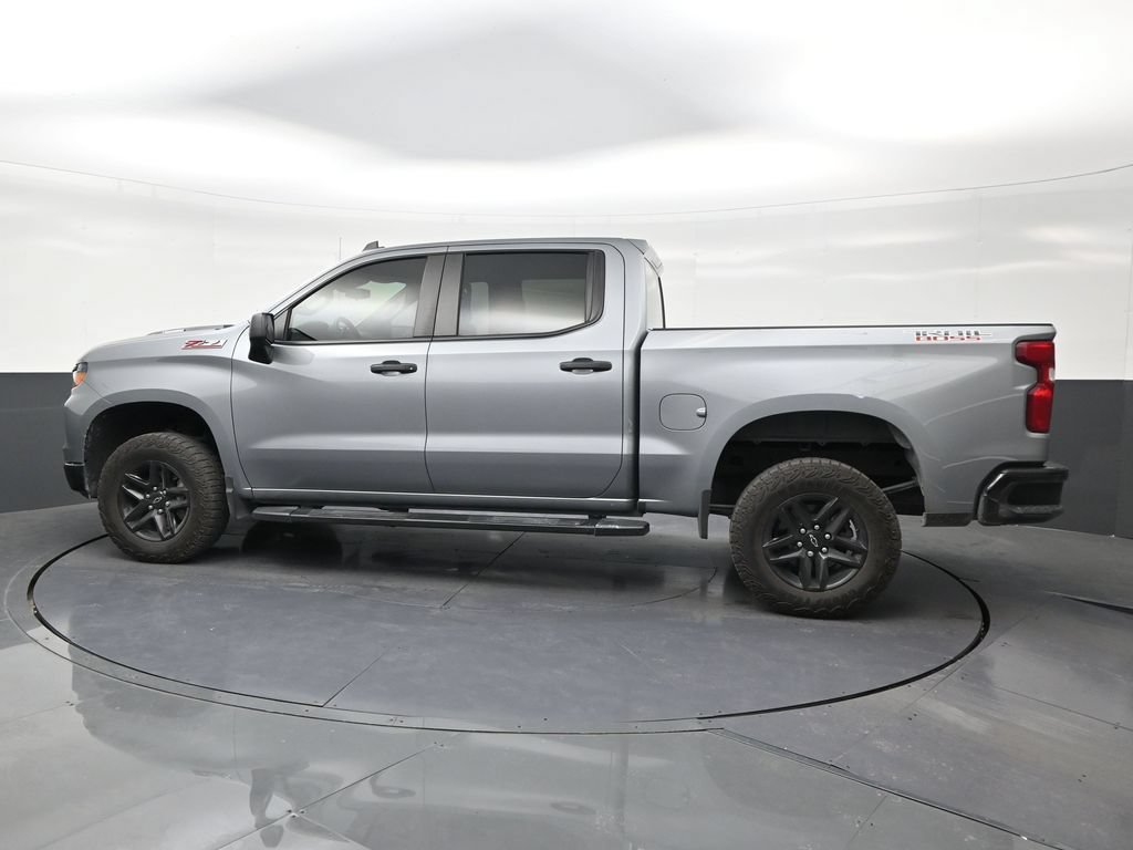 Used 2025 Chevrolet Silverado 1500 Custom Trail Boss AWD/4WD image 2