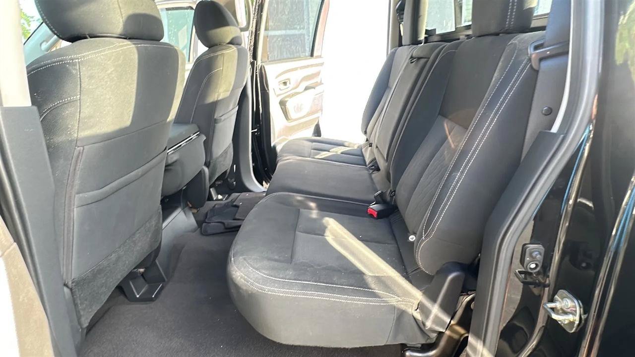 Used 2017 Nissan Titan SV RWD image 25