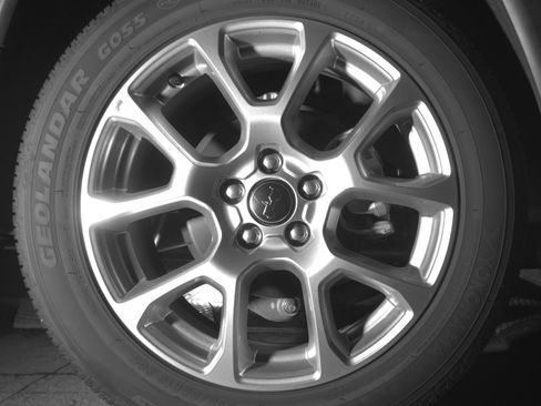 Used 2025 Jeep Compass Limited image 15