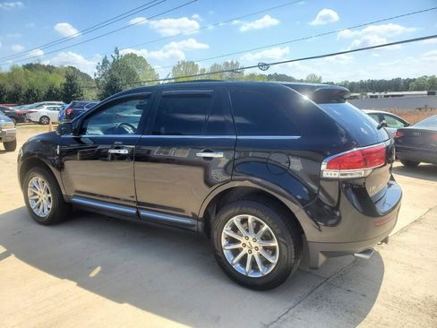Used 2013 Lincoln MKX AWD image 13