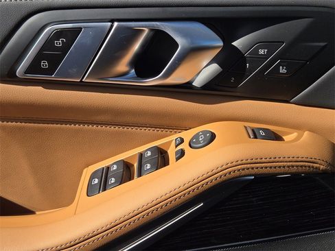 New 2026 BMW X5 xDrive40i w/ M Sport Package image 25