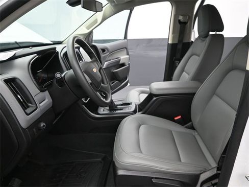 Used 2022 Chevrolet Colorado W/T image 11