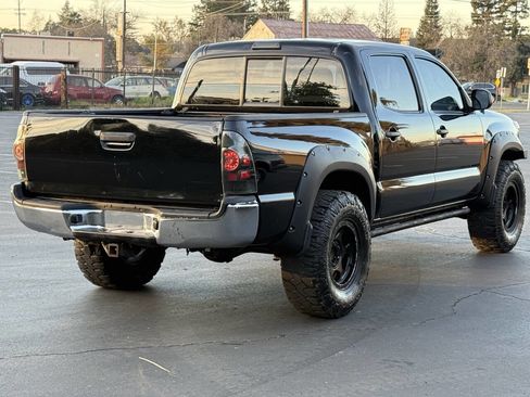 Used 2013 Toyota Tacoma 4x4 Double Cab w/ SR5 Pkg image 7