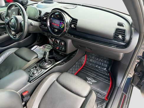 Used 2022 MINI Cooper Clubman John Cooper Works image 13