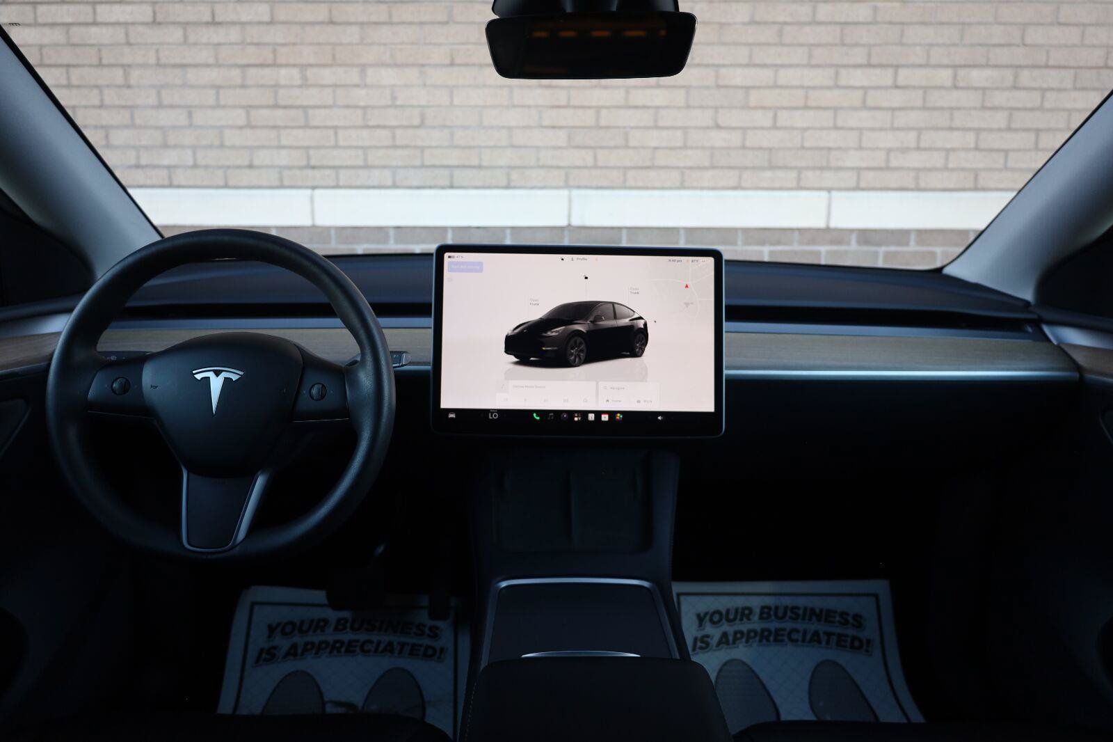 Used 2025 Tesla Model Y Long Range RWD image 30