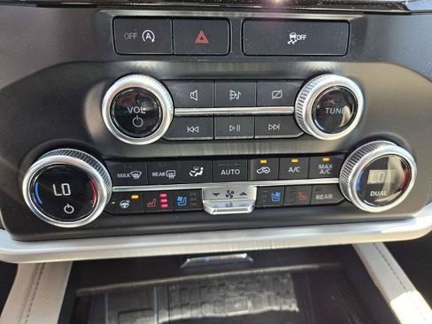 Certified 2024 Ford Expedition Limited AWD/4WD image 27