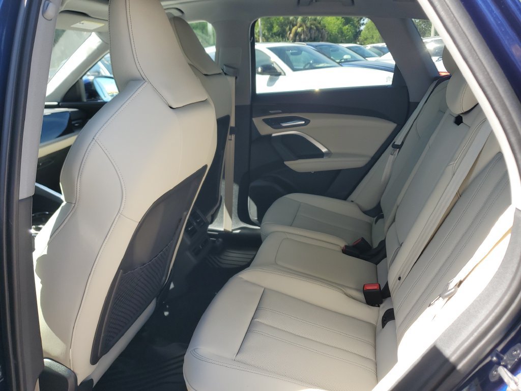 New 2026 Audi Q5 Premium Plus AWD/4WD image 18