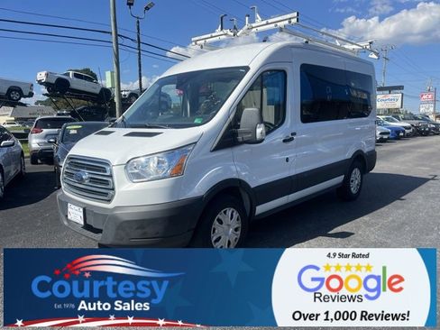 Used 2019 Ford Transit 150 XLT image 3