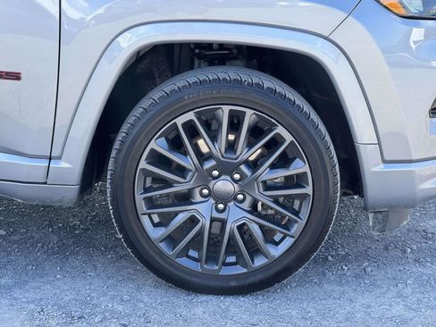 Used 2023 Jeep Compass Limited AWD/4WD image 7