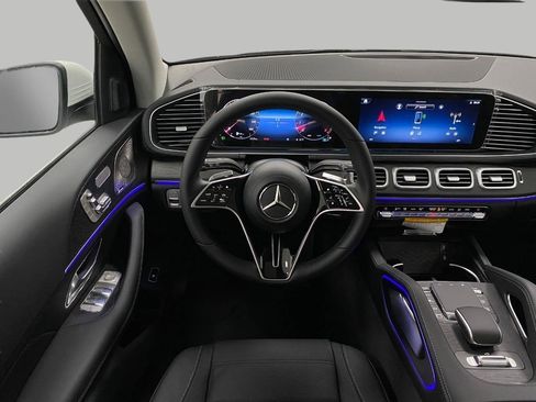 New 2026 Mercedes-Benz GLS 450 4MATIC image 53