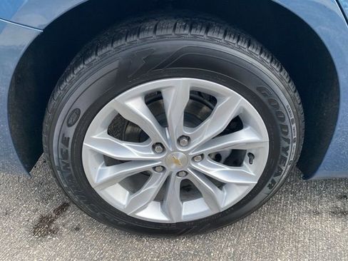 Used 2025 Chevrolet Malibu LT image 10