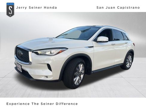 Used 2020 INFINITI QX50 Luxe w/ Cargo Package image 1