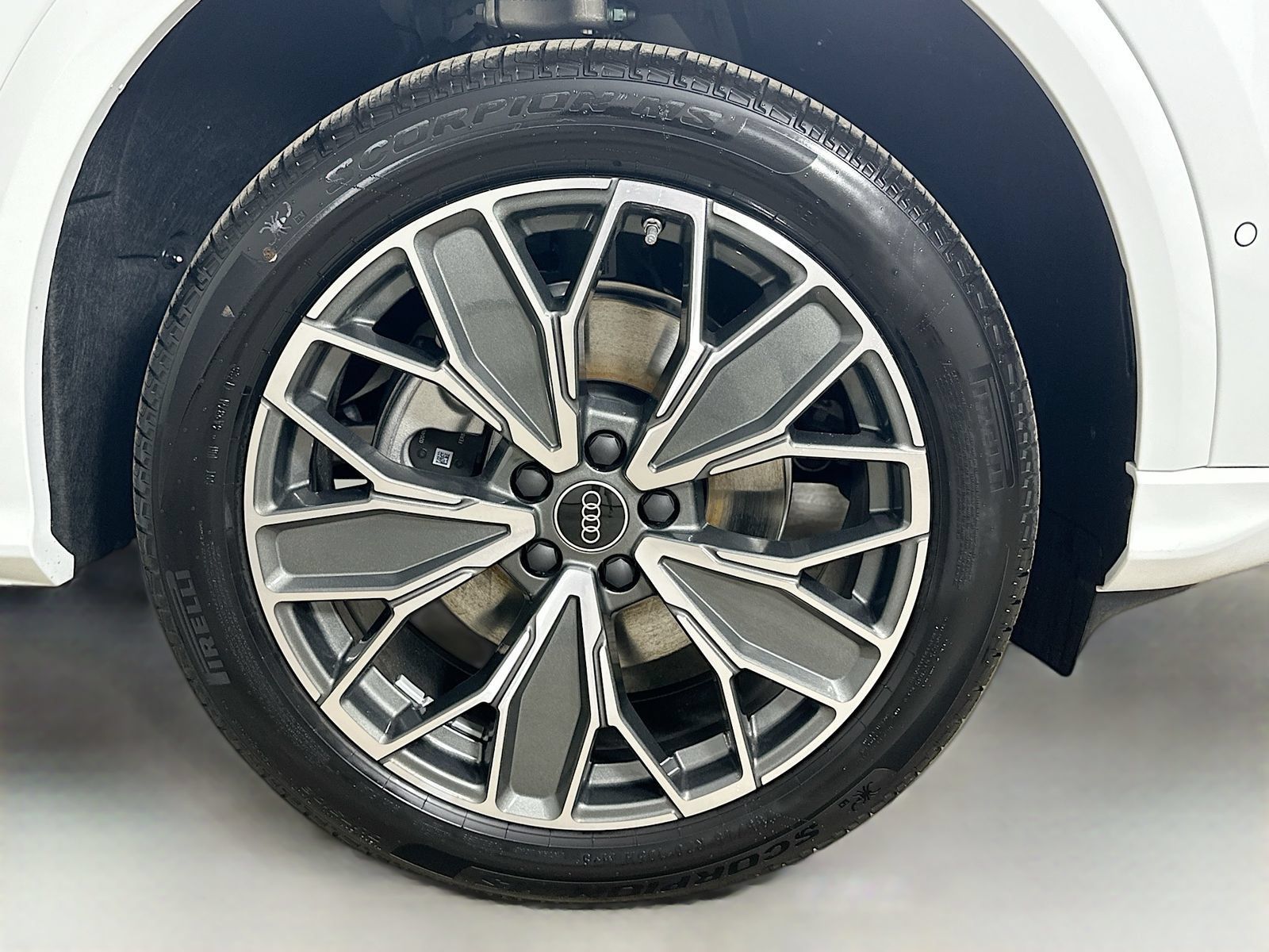 New 2026 Audi Q5 Premium Plus AWD/4WD image 11