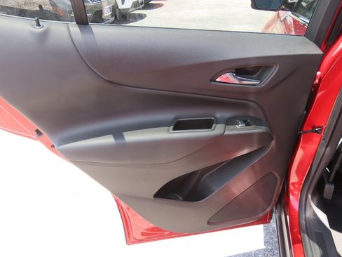 Used 2022 Chevrolet Equinox LT FWD image 20