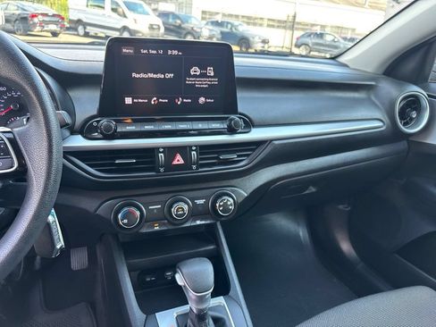 Used 2023 Kia Forte LXS FWD image 15
