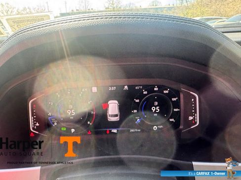 Used 2023 Volkswagen Atlas SEL Premium image 15