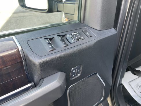 Used 2017 Ford F350 Platinum w/ Platinum Ultimate Package AWD/4WD image 15