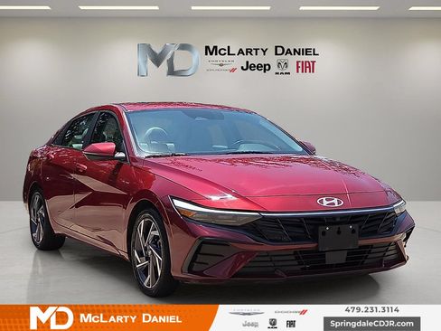 Used 2024 Hyundai Elantra Limited FWD image 1