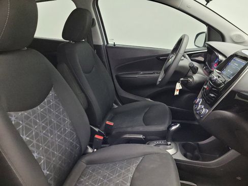 Used 2021 Chevrolet Spark LT FWD image 21