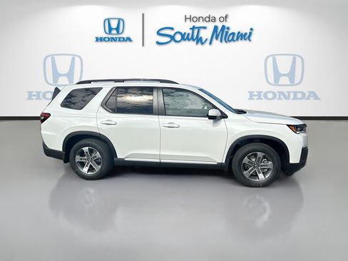 New 2026 Honda Pilot EX-L image 8
