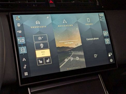 New 2026 Land Rover Range Rover Velar Dynamic SE image 12