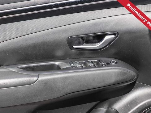 Used 2023 Hyundai Tucson SE AWD/4WD image 17