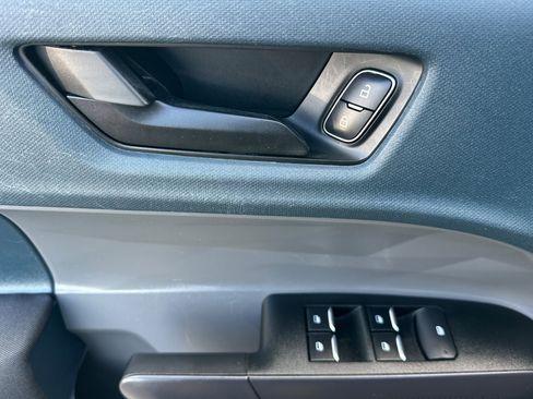 Certified 2023 Ford Maverick XL image 10