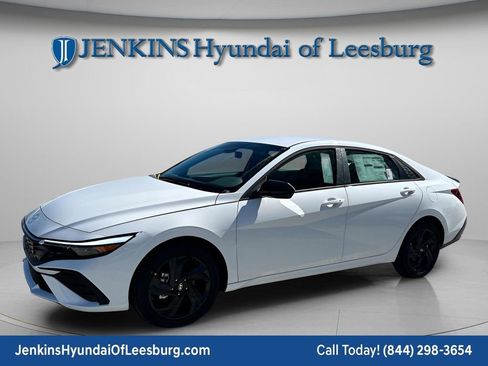 New 2026 Hyundai Elantra Sport image 10