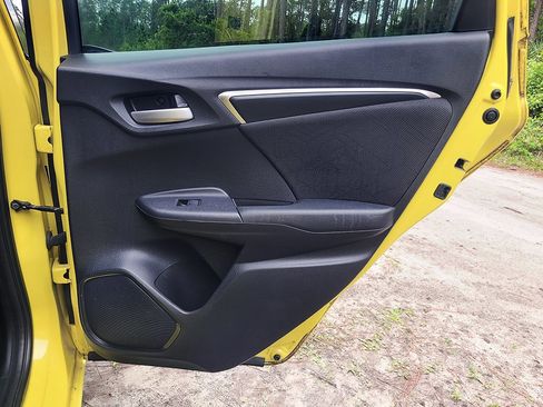 Used 2015 Honda Fit EX image 29