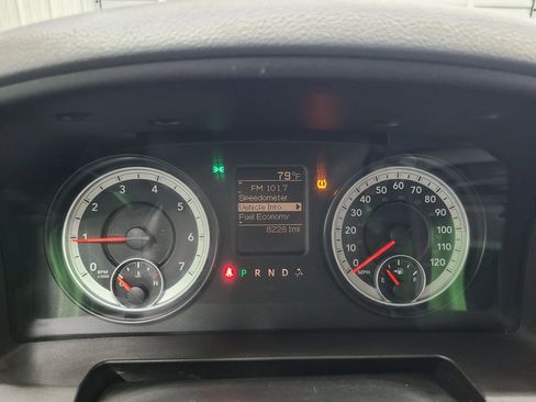 Used 2014 RAM 2500 Tradesman w/ Popular Equipment Group image 26