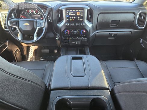 Used 2022 Chevrolet Silverado 1500 LTZ image 16