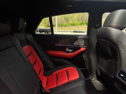 Used 2024 Mercedes-Benz GLE 53 AMG 4MATIC Coupe image 35