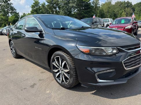 Used 2016 Chevrolet Malibu LT w/ Leather Package FWD image 12