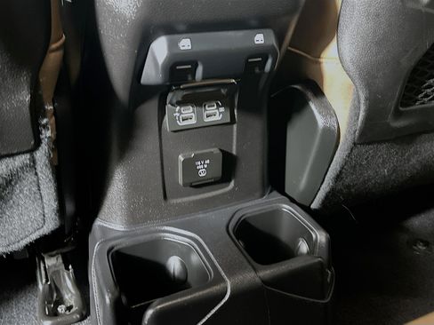 Used 2020 Jeep Gladiator Rubicon AWD/4WD image 24