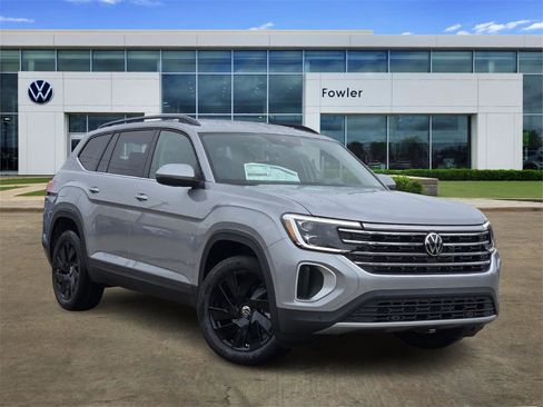 New 2026 Volkswagen Atlas SE image 1