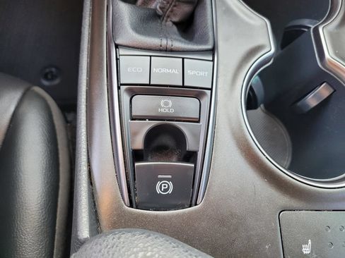 Used 2023 Toyota Camry XSE FWD image 25