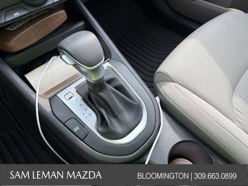 Used 2021 Kia Forte LXS FWD image 4