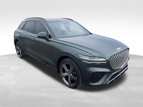 Used 2023 Genesis GV70 2.5T w/ Sport Prestige Package image 7