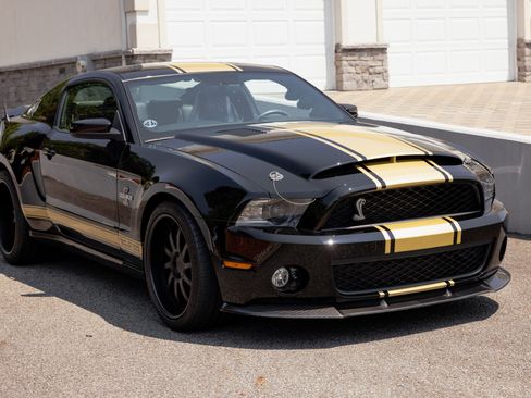 Used 2012 Ford Mustang Shelby GT500 w/ SVT Performance Pkg image 19