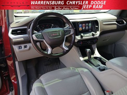 Used 2019 GMC Acadia SLT FWD image 17
