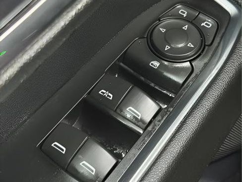 Used 2024 Chevrolet Silverado 2500 LT image 36